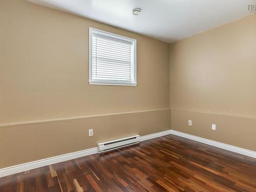 1 Jeep Crescent, Eastern Passage, NS - Indoor Photo Showing Other Room