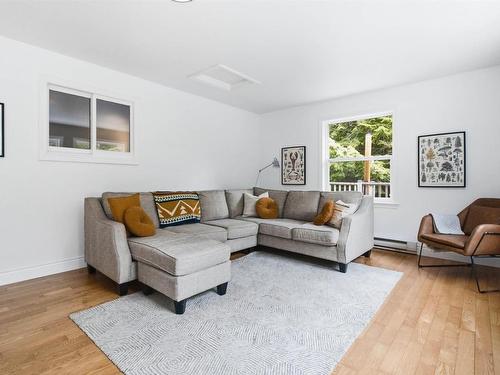 95 White Tail Pass, Vaughan, NS - Indoor Photo Showing Living Room
