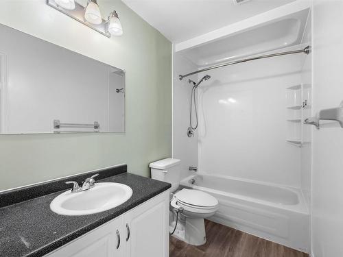 49 Albany Terrace, Cole Harbour, NS - Indoor Photo Showing Bathroom