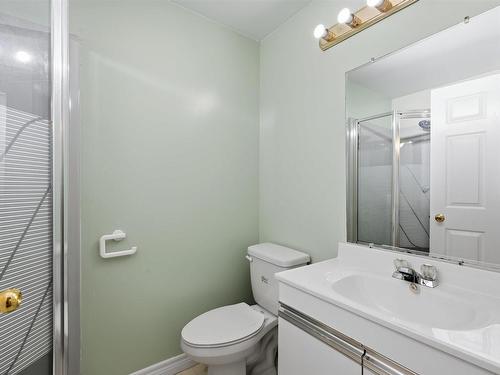 49 Albany Terrace, Cole Harbour, NS - Indoor Photo Showing Bathroom