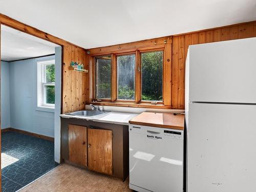 82 Cemetery Road, Hants County, NS - Indoor Photo Showing Kitchen