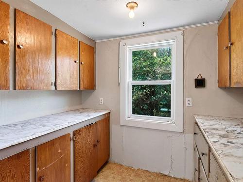 82 Cemetery Road, Hants County, NS - Indoor Photo Showing Kitchen