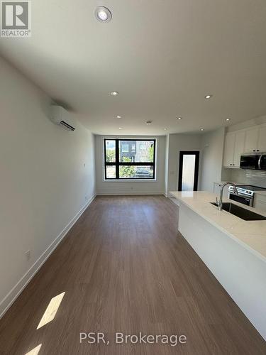 MAIN - 99 YPRES ROAD , Toronto, Ontario M6M 3X2 4