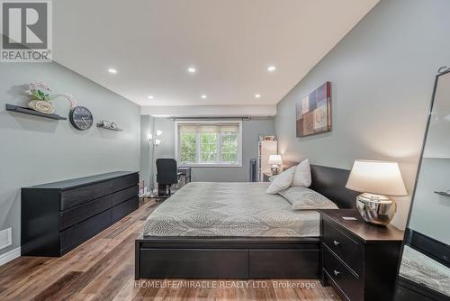 93 Lynch Circle, Guelph, ON - Indoor Photo Showing Bedroom