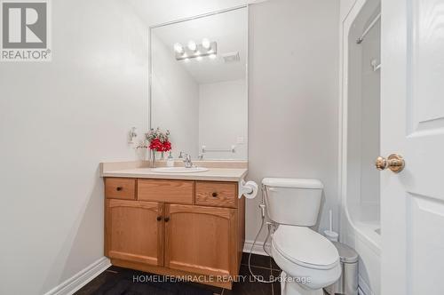 93 Lynch Circle, Guelph, ON - Indoor Photo Showing Bathroom