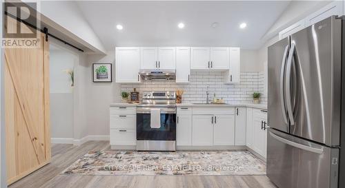 14 Mount Elgin Street, Brant, ON - Indoor Photo Showing Kitchen With Upgraded Kitchen