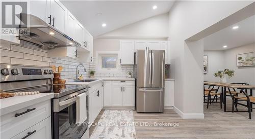 14 Mount Elgin Street, Brant, ON - Indoor Photo Showing Kitchen With Upgraded Kitchen