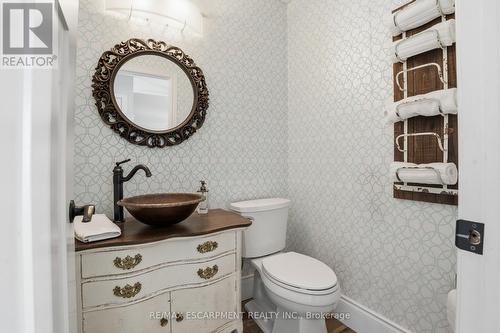 25 Brian Drive, Brant, ON - Indoor Photo Showing Bathroom