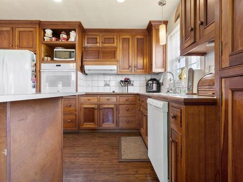 392 Birch Hill Road, Bass River, NS - Indoor Photo Showing Kitchen