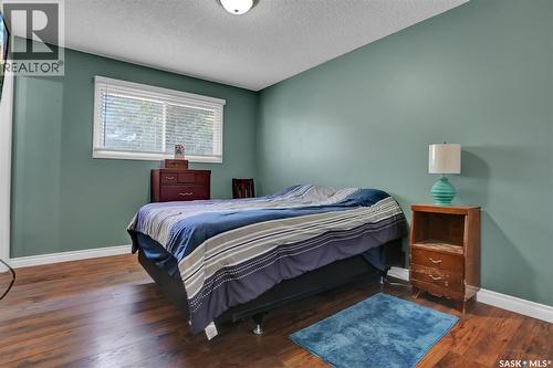 87 Hastings Crescent, Regina, SK - Indoor Photo Showing Bedroom