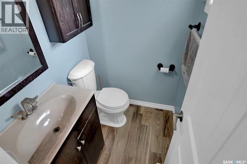 87 Hastings Crescent, Regina, SK - Indoor Photo Showing Bathroom
