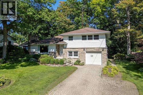 1732 Rutherglen Close, Sarnia, ON - Outdoor
