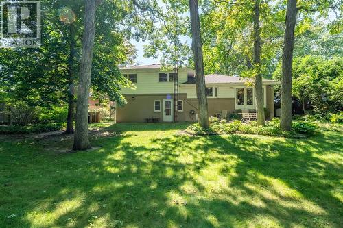 1732 Rutherglen Close, Sarnia, ON - Outdoor