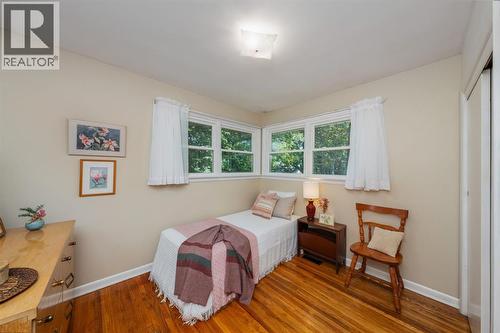 1732 Rutherglen Close, Sarnia, ON - Indoor Photo Showing Bedroom