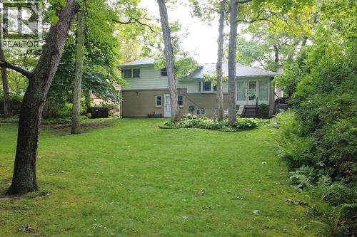 1732 Rutherglen Close, Sarnia, ON - Outdoor