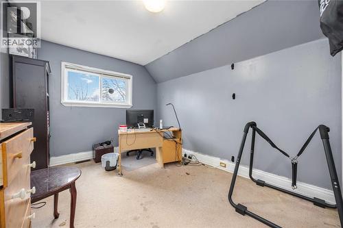 260 Mitton Street South, Sarnia, ON - Indoor