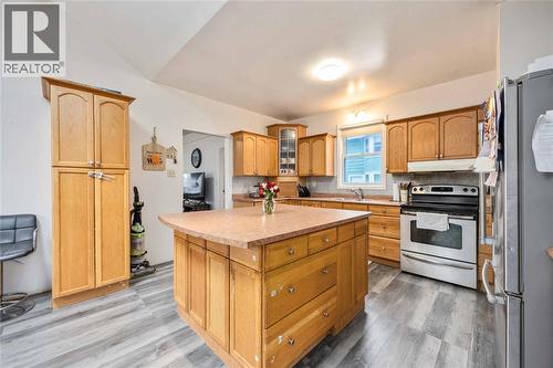 260 Mitton Street South, Sarnia, ON - Indoor Photo Showing Kitchen