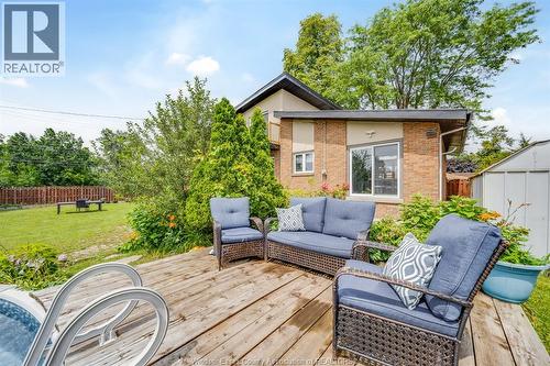 2405 Roxborough Boulevard, Windsor, ON - Outdoor With Deck Patio Veranda