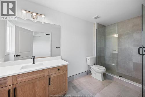 111 Erie Isle Court, Amherstburg, ON - Indoor Photo Showing Bathroom
