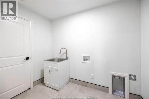 111 Erie Isle Court, Amherstburg, ON - Indoor Photo Showing Other Room