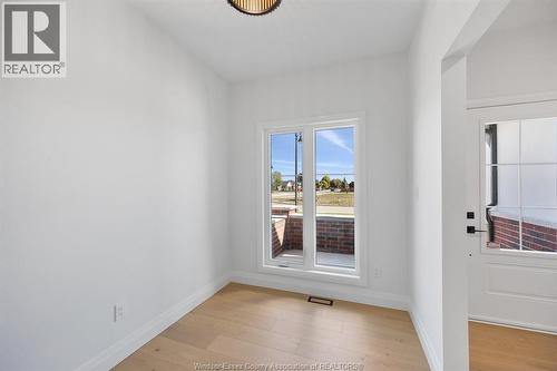 111 Erie Isle Court, Amherstburg, ON - Indoor Photo Showing Other Room