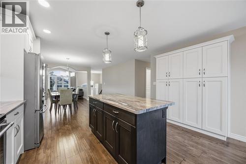 313 Citation Circle, St Clair, ON - Indoor Photo Showing Kitchen With Upgraded Kitchen