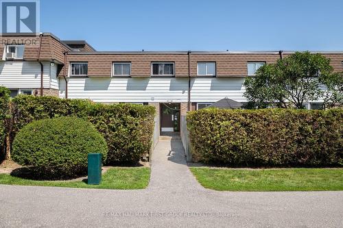 45 - 1300 Oxford Street, Oshawa, ON - Outdoor