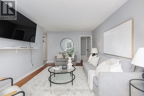 45 - 1300 Oxford Street, Oshawa, ON - Indoor Photo Showing Living Room