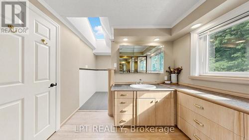 70 Roberts Crescent, Brampton, ON - Indoor