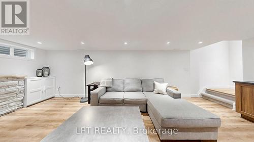 70 Roberts Crescent, Brampton, ON - Indoor