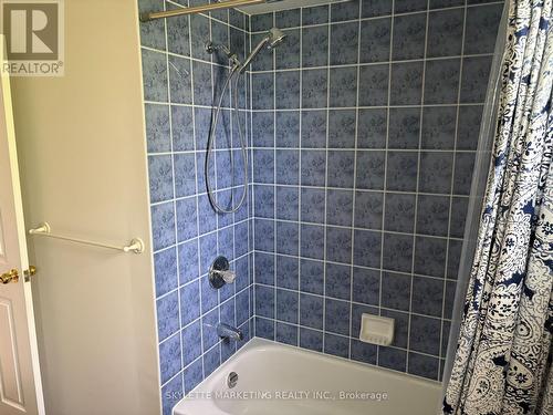 1782 Meadowview Avenue, Pickering, ON - Indoor Photo Showing Bathroom