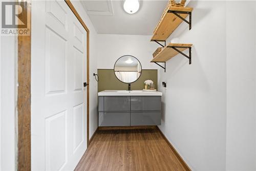 19 Government Road, Tehkummah, ON - Indoor
