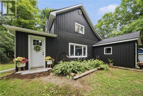 19 Government Road, Tehkummah, ON - Outdoor With Exterior