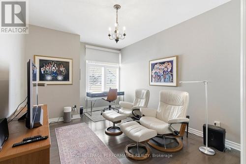 18132 St. Laurent Boulevard, South Glengarry, ON - Indoor Photo Showing Living Room