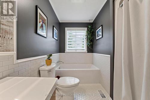 79 Hickory Street, South Stormont, ON - Indoor Photo Showing Bathroom