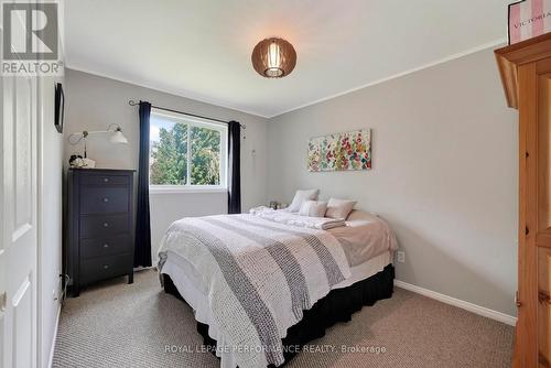 79 Hickory Street, South Stormont, ON - Indoor Photo Showing Bedroom