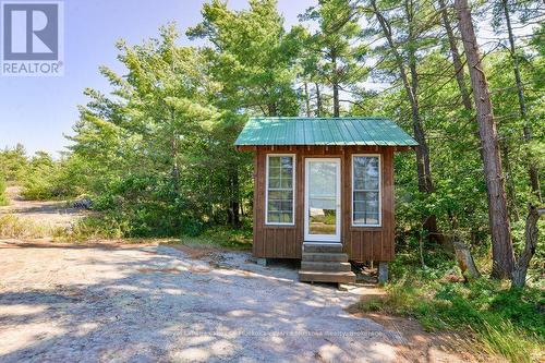 Bunkie - 25744 Georgian Bay Shr, Georgian Bay (Gibson), ON - Outdoor