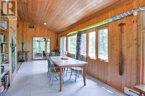 25744 Georgian Bay Shr, Georgian Bay (Gibson), ON - Indoor Photo Showing Dining Room