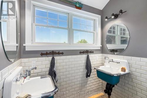 385073 4Th Conc A Road, Grey Highlands, ON -  Photo Showing Bathroom