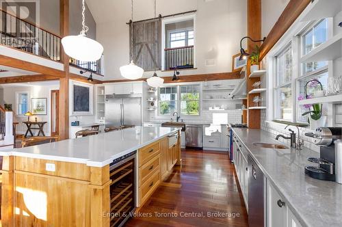 385073 4Th Conc A Road, Grey Highlands, ON - Indoor Photo Showing Kitchen With Upgraded Kitchen