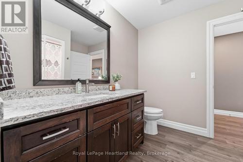 250 Wellington Street, North Huron (Blyth), ON - Indoor Photo Showing Bathroom