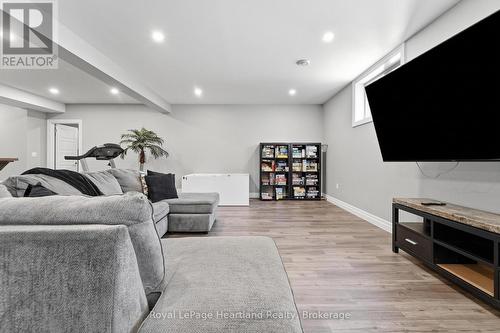 250 Wellington Street, North Huron (Blyth), ON - Indoor