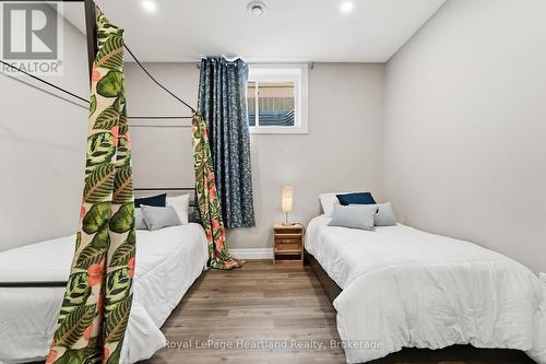 250 Wellington Street, North Huron (Blyth), ON - Indoor Photo Showing Bedroom
