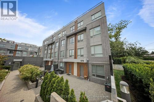 1 - 670 Atwater Avenue, Mississauga, ON - Outdoor