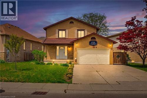 459 Dicenzo Drive, Hamilton, ON - Outdoor