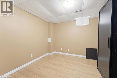 459 Dicenzo Drive, Hamilton, ON - Indoor Photo Showing Other Room