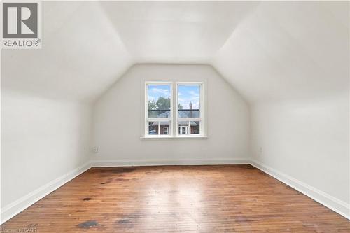105 Rosemont Avenue, Hamilton, ON - Indoor Photo Showing Other Room