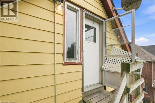 105 Rosemont Avenue, Hamilton, ON - Outdoor With Exterior