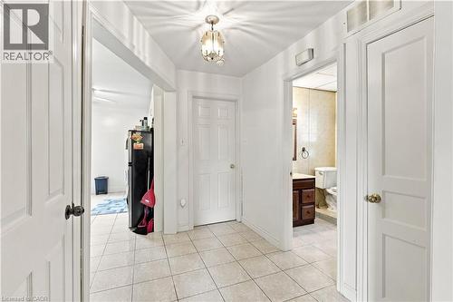 105 Rosemont Avenue, Hamilton, ON - Indoor Photo Showing Other Room