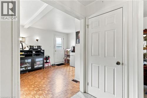 105 Rosemont Avenue, Hamilton, ON - Indoor Photo Showing Other Room